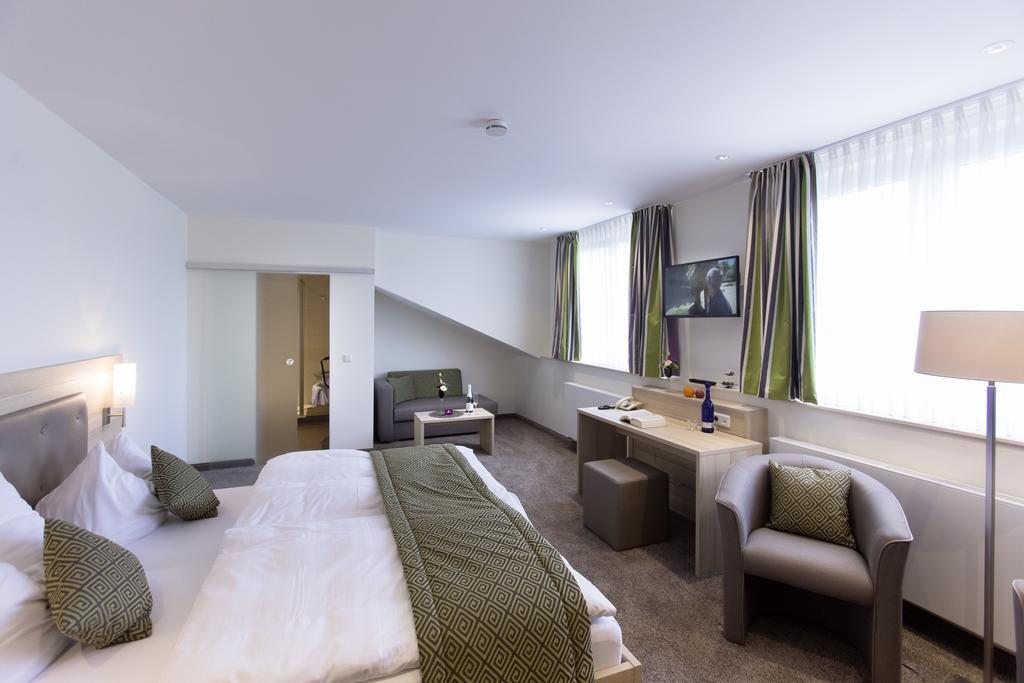 Hotel-Restaurant Birkenhof Бад-Зоден-Зальмюнстер Экстерьер фото